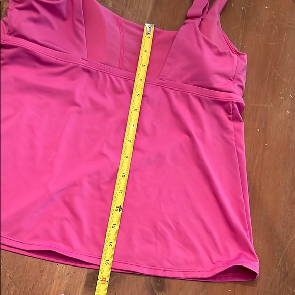 Nike Fuchsia Sports Tankini Top - Picture 5 of 5